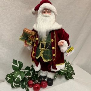NWT Signature Select Seasons 20 inches tall Santa #49